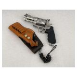 Smith & Wesson 500 S&W Magnum Revolver with Holster