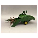 John Deere No. 42A ERTL Farm Toy