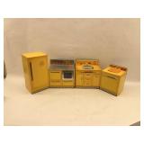 Wolverine Sunny Suzy Tin Litho Kitchen Set