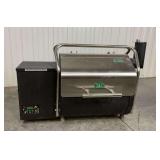 Green Mountain Grills Davy Crockett Pellet Grill