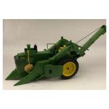John Deere 2509U Corn Head - Ertl Diecast Farm Toy