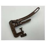 Alex Woldert Co. Squirrel Nut Cracker Patented May 13, 1913