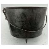 Cast Iron Gated Dutch Oven Cooking Pot