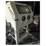 SAND BLASTING MACHINE