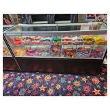 6' Display cabinet with contents