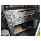 Bakers Pride DS805 gas pizza oven