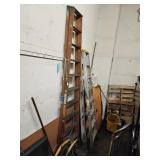 Wood 10' ladder