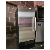 Summit BIM44G air cooled under counter Ice machine