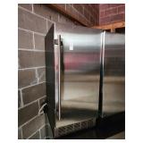 Edge Star IB250SS under counter air cooled Ice...