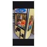 arcade claw game w/ toys !