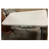 Plastic Top Folding Table.