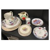 Pippin USA Apple Pottery, Princess House.