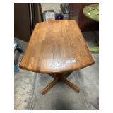 Drop Leaf Oak Table.