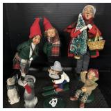 Byers Choice Christmas Carolers Decor.