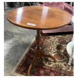 Nice Early American 3 Legged Side Table.