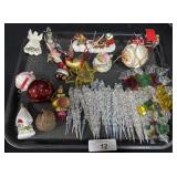 Lot Of Vintage Ornaments.