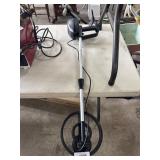 Metal Detector.