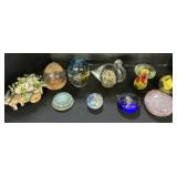 Murano Glass, Daisyglas, Hqt Paperweights.