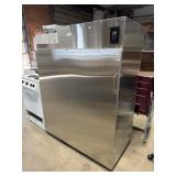 XSF UV sterilizer/Disinfection Cabinet.