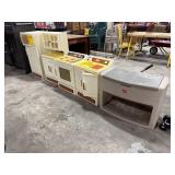Vtg Little Tikes Kitchen Set.