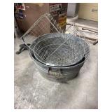 (2) Galvanized Wash Tubs, (2) Wire Baskets.