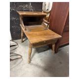 Mid Century Maple 2 Tier End Table.