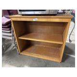 Vtg Maple Bookshelf.