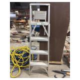 5ft Aluminum Ladder.