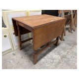 Solid Maple DropLeaf Table.