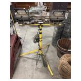 Adjustable Trouble Light.