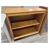 Vtg Maple Bookshelf.