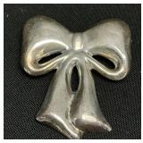 Sterling Silver Bow Pin.