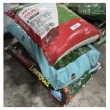(3) Scottï¿½s Lawn & Garden Turf Builder, Weed &