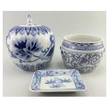 Chinese Blue & White Porcelain Ginger Jars, Imari.