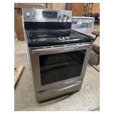 Frigidaire Black & Stainless Oven/Range.