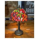 Tiffany Style Cape Reinga Accent Table Lamp.