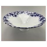 Chinese Export Porcelain Footed Bowl.