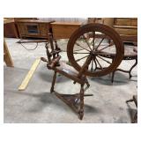 Vtg Wooden Spinning Wheel.
