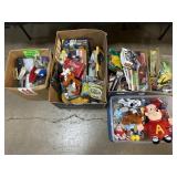 Toys, Golf Balls, Plush Toys, Keyboard.