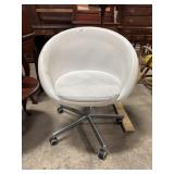 IKEA SKRUVSTA Swivel Chair.