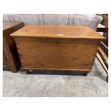 Vtg Dovetailed Blanket Chest.