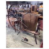 Antique Wooden Yarn Spinning Wheel.