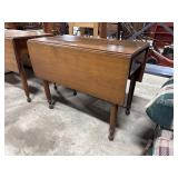 Primitive Farmhouse Style DropLeaf Table.