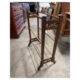 Vtg Victorian Style Quilt Rack.