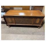 Vtg Cedar Lined Tudor Style Blanket Chest.