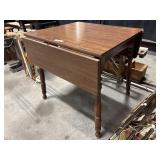 Vtg Drop Leaf Table.