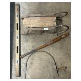 Louisville Softball Bat, Primitive Sled, Level.