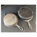 2 Cast Iron Skillets- Wagnerware.