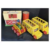 Fisher-Price Barn, Buses, Kouvalias.
