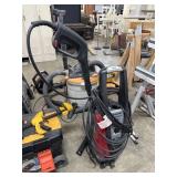 Husky 1800psi Pressure Washer.